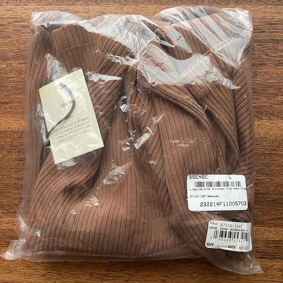 Agolde Alma Shrunken Long Sleeve in Beeswax - Picture 2 of 5